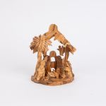 Krippe mit Kirche und 2 Engeln im Hintergrund, ~ 10x6x14 cm