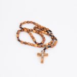 Rosenkranz, große Perlen, Holzkreuz mit Metallkorpus