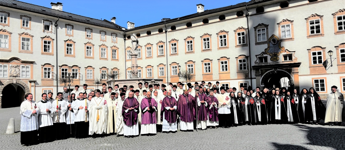 Teilnehmer an den Einkehrtagen 2025 in Salzburg